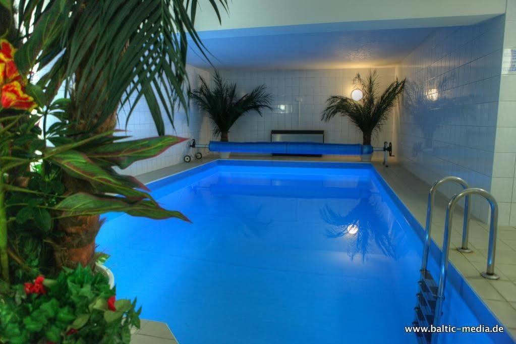 Hotel Nordwind Ломе Экстерьер фото